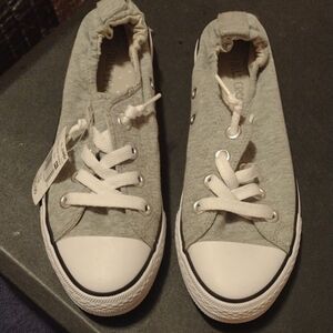 Gray Casual Sneakers with White Laces